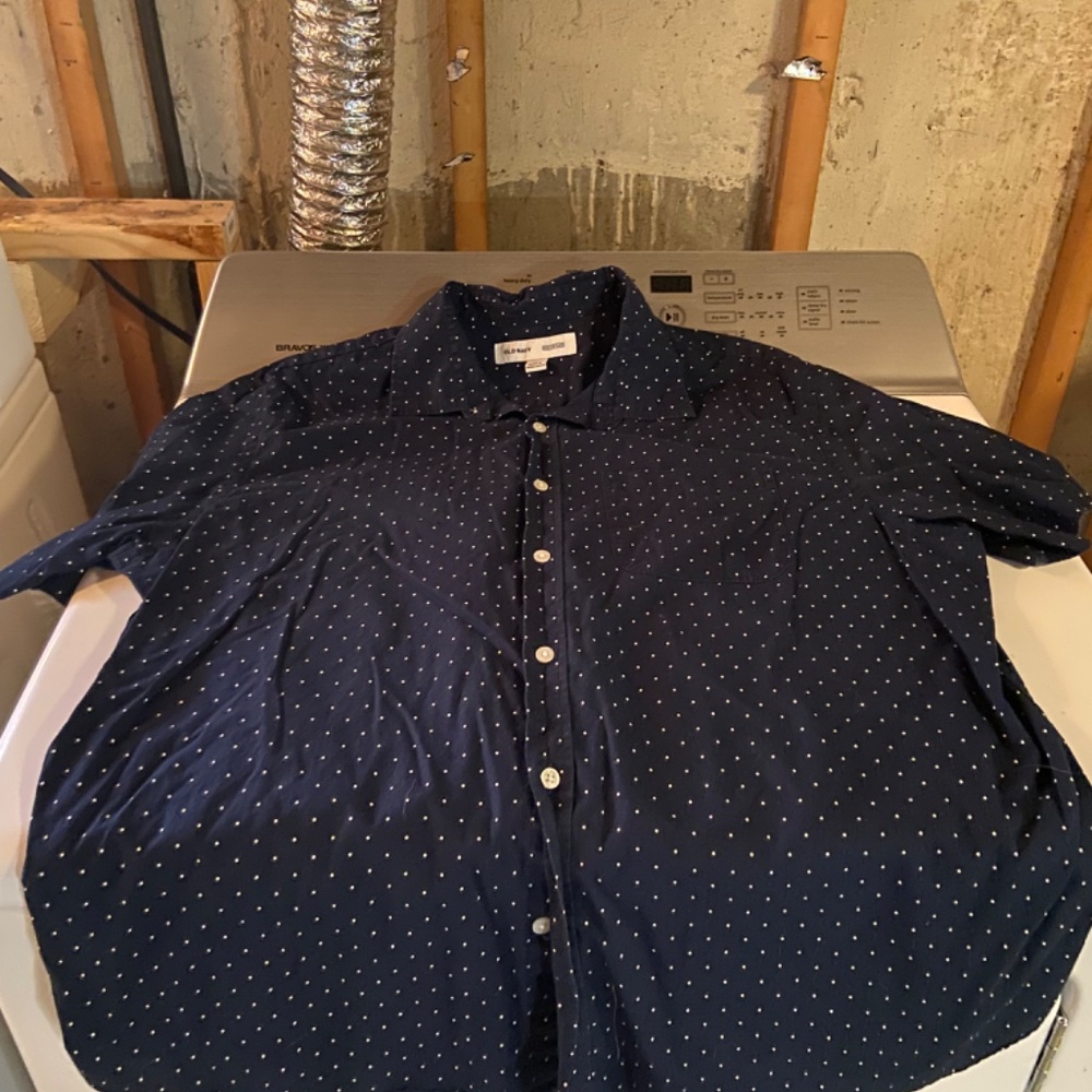 Button down shirt - Picture 2 of 3
